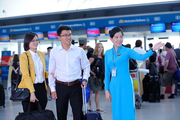 Ai nên sử dụng dịch vụ Fast Track tại Việt Nam - Khám phá những lợi ích vượt trội