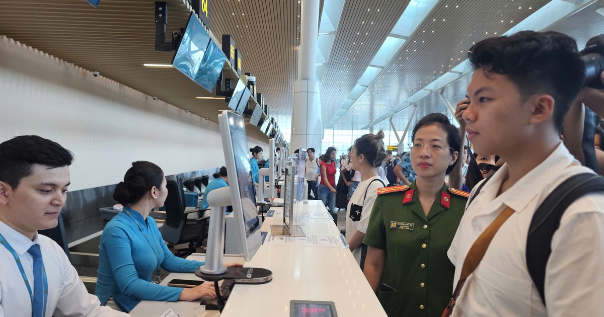 Visa tại sân bay Cam Ranh