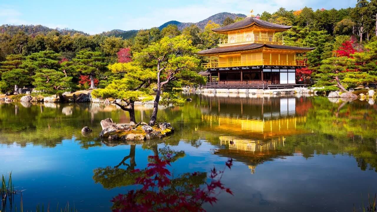 Ngôi chùa Vàng lộng lẫy ấn tượng của Nhật Bản.